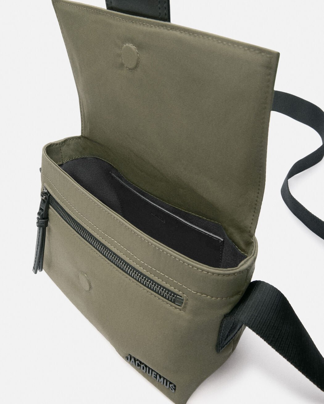 The small Bambino messenger bag jacquemus the small bambino messenger bag