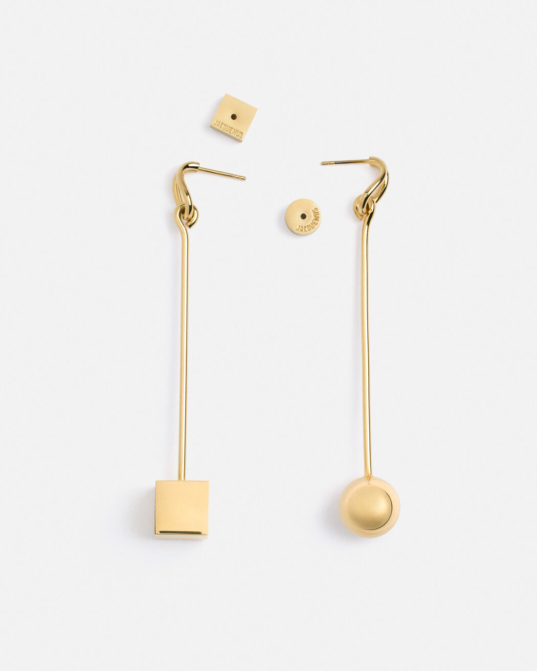 The Nodo earrings jacquemus the nodo earrings
