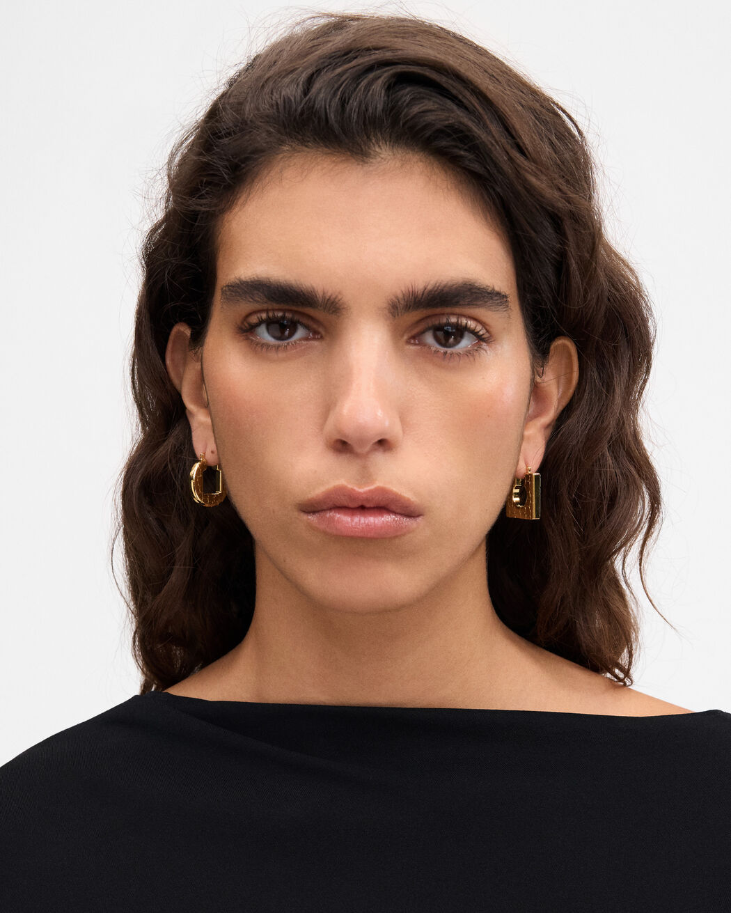 The Rond Carré earrings jacquemus the rond carr earrings