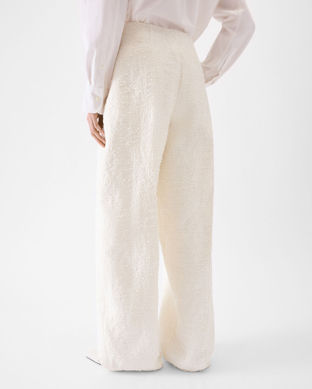 The Curvo pants jacquemus the curvo pants