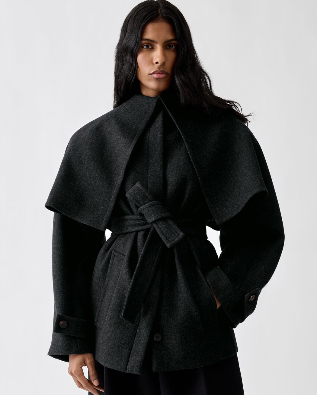 معطف قصير The Boléro jacquemus معطف قصير the bol ro
