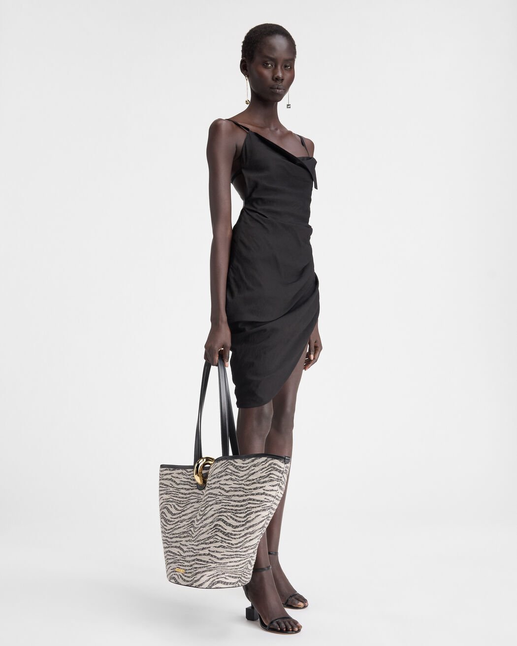 فستان La Robe Saudade jacquemus فستان la robe saudade