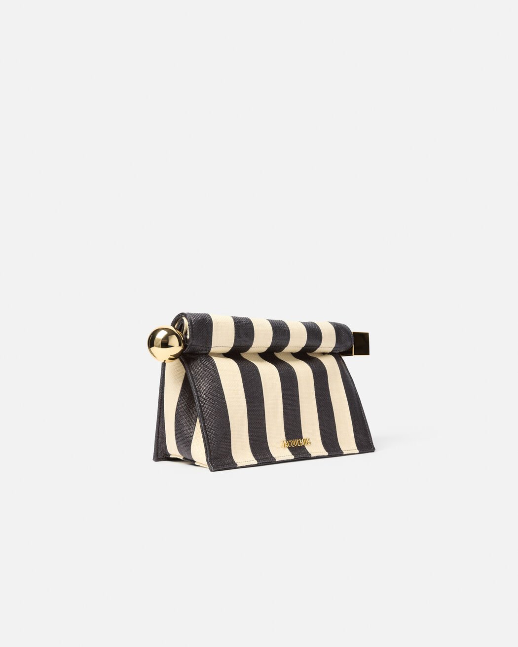The Rond Carré clutch jacquemus the rond carr clutch