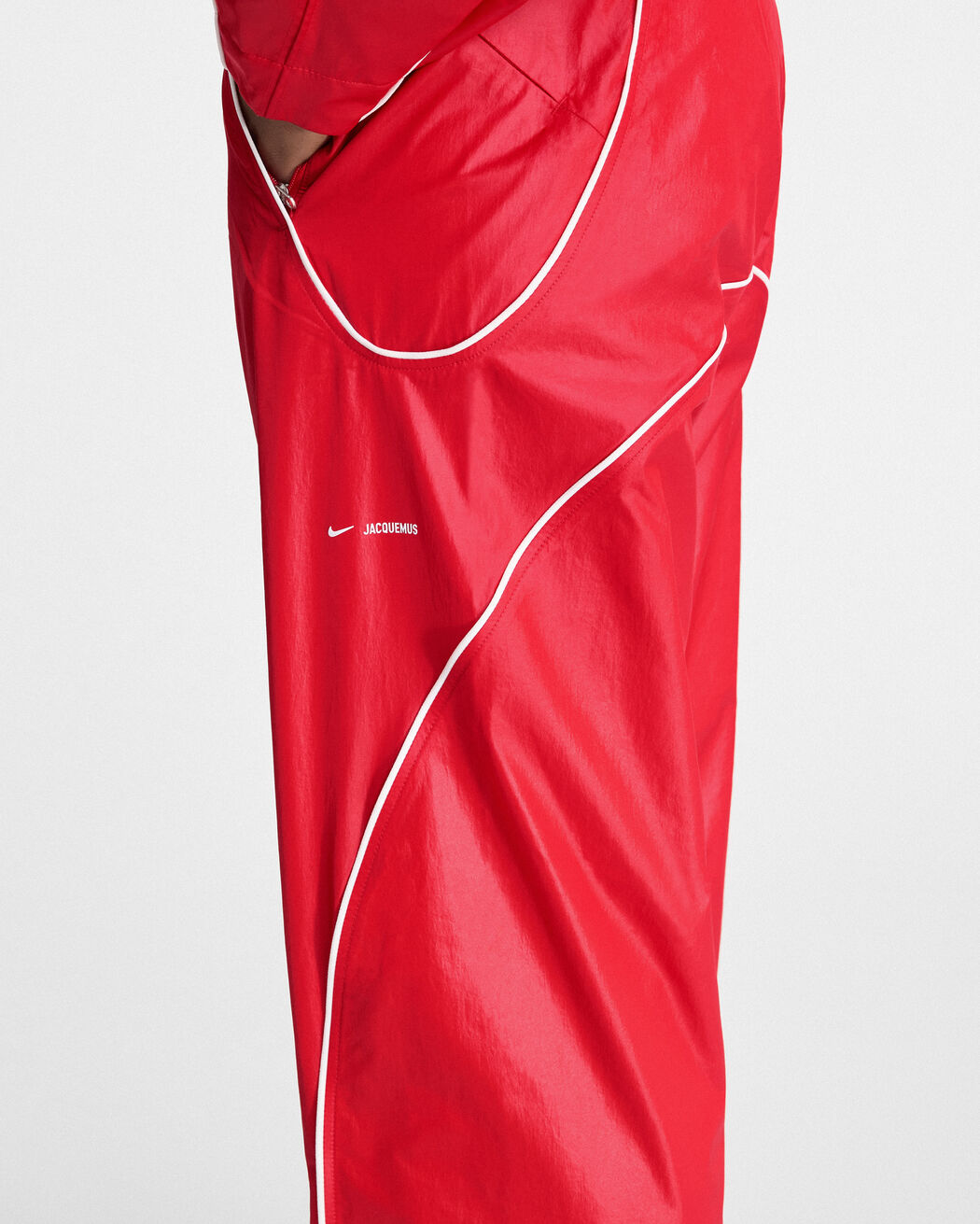 The JACQUEMUS+NIKE track pants the jacquemus nike track pants