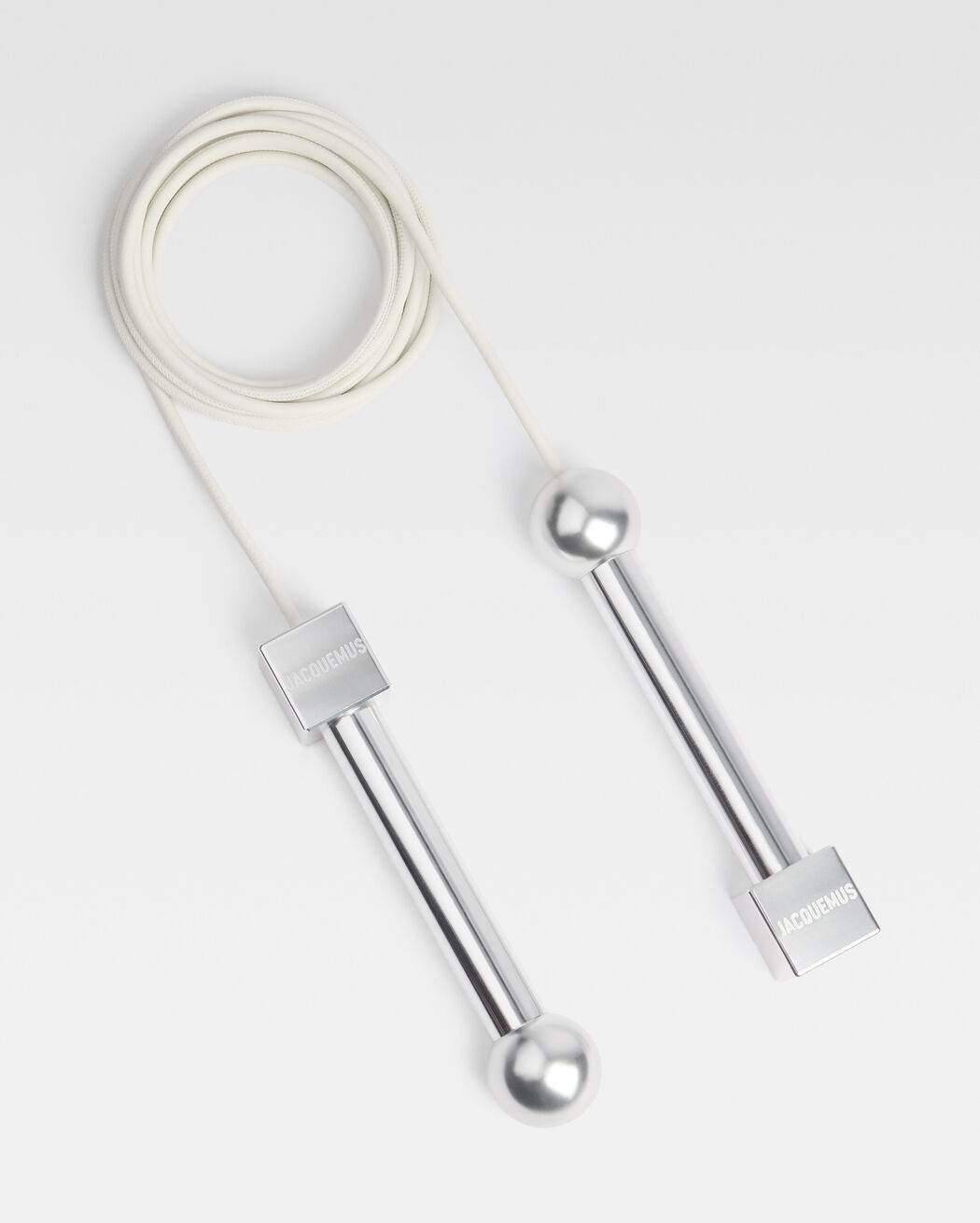 The jump rope حبل jacquemus the jump rope حبل