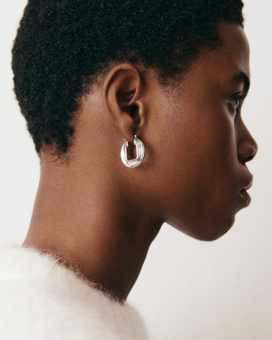 أقراط The Rond Carré earrings jacquemus أقراط the rond carr earrings