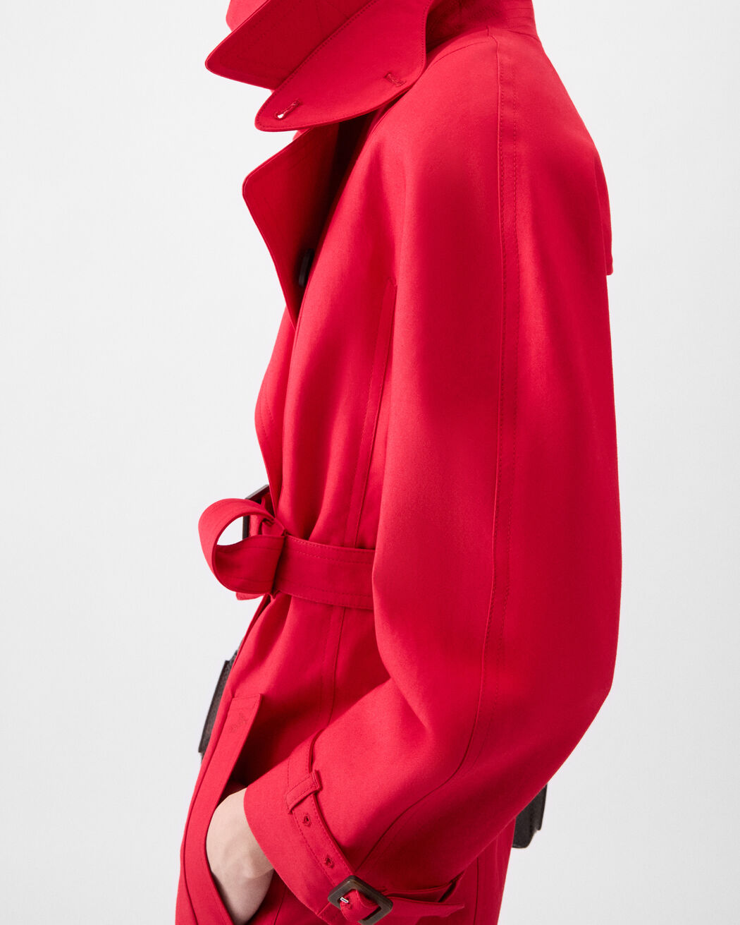 The Citta trench coat jacquemus the citta trench coat