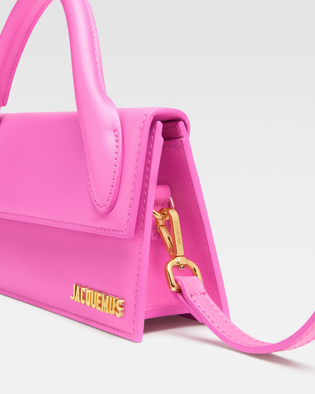 حقيبة The long Chiquito jacquemus حقيبة the long chiquito