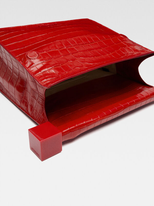 The Rond Carré clutch jacquemus the rond carr clutch