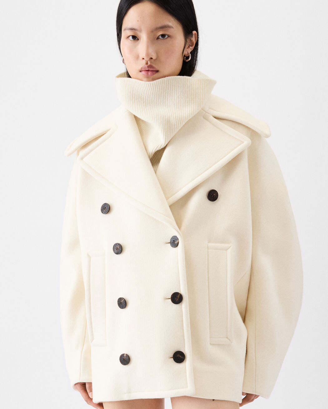 The Ovalo peacoat jacquemus the ovalo peacoat