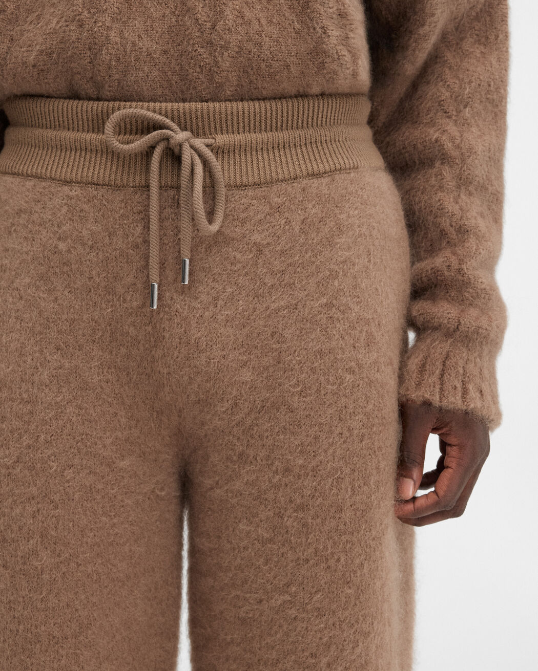 بنطال The Nuvola pants jacquemus بنطال the nuvola pants