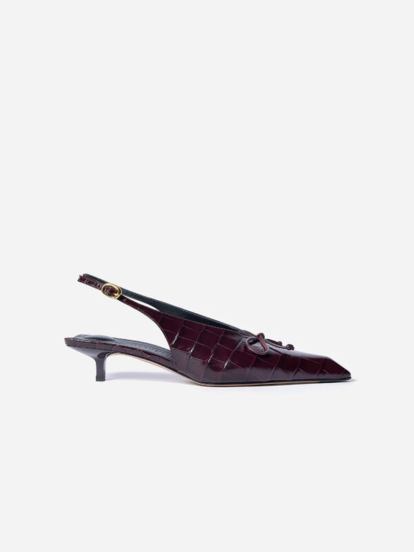 حذاء بكعب عالٍ وحزام خلفي The high Cubisto jacquemus حذاء بكعب عالٍ وحزام خلفي the high cubisto