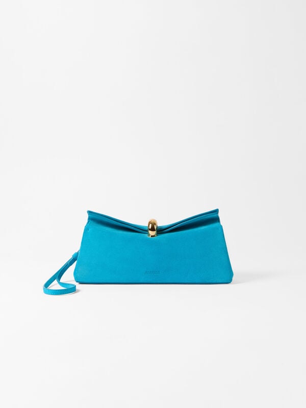 The Valérie clutch jacquemus the val rie clutch