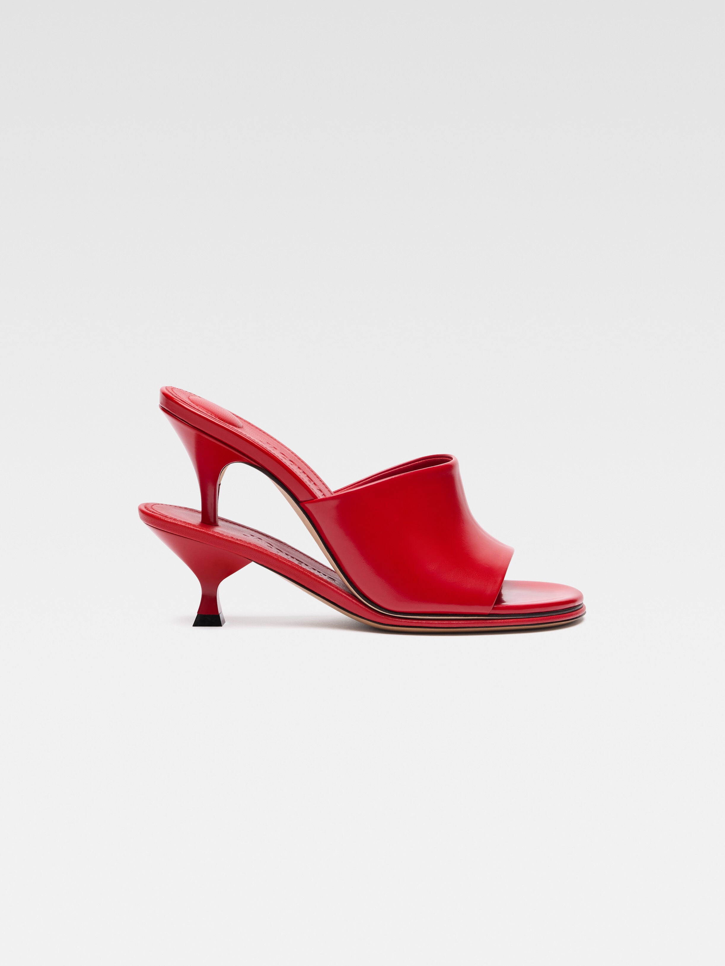 The double mules, Red | JACQUEMUS UAE