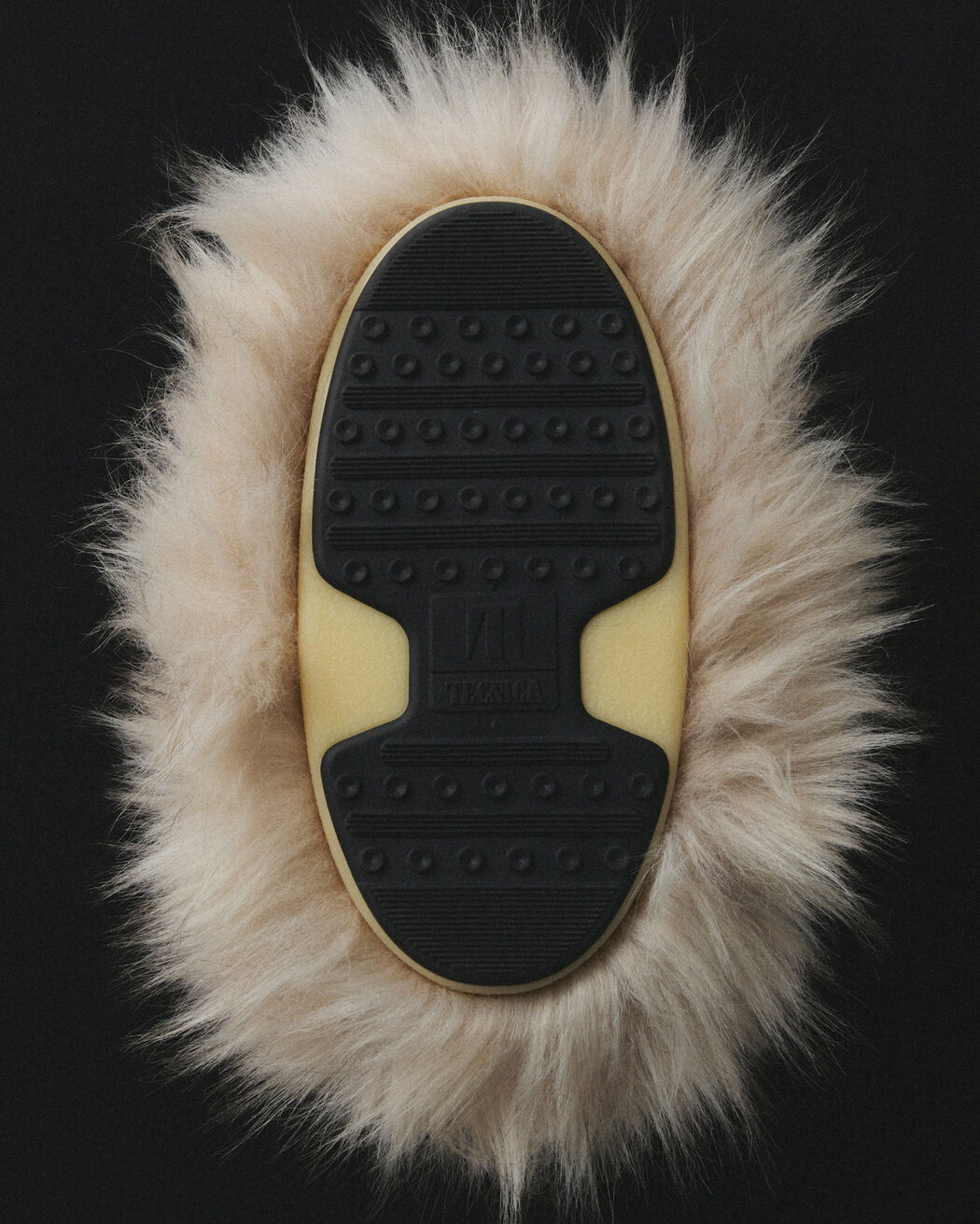 The Jacquemus Yeti Moon Boot the jacquemus yeti moon boot
