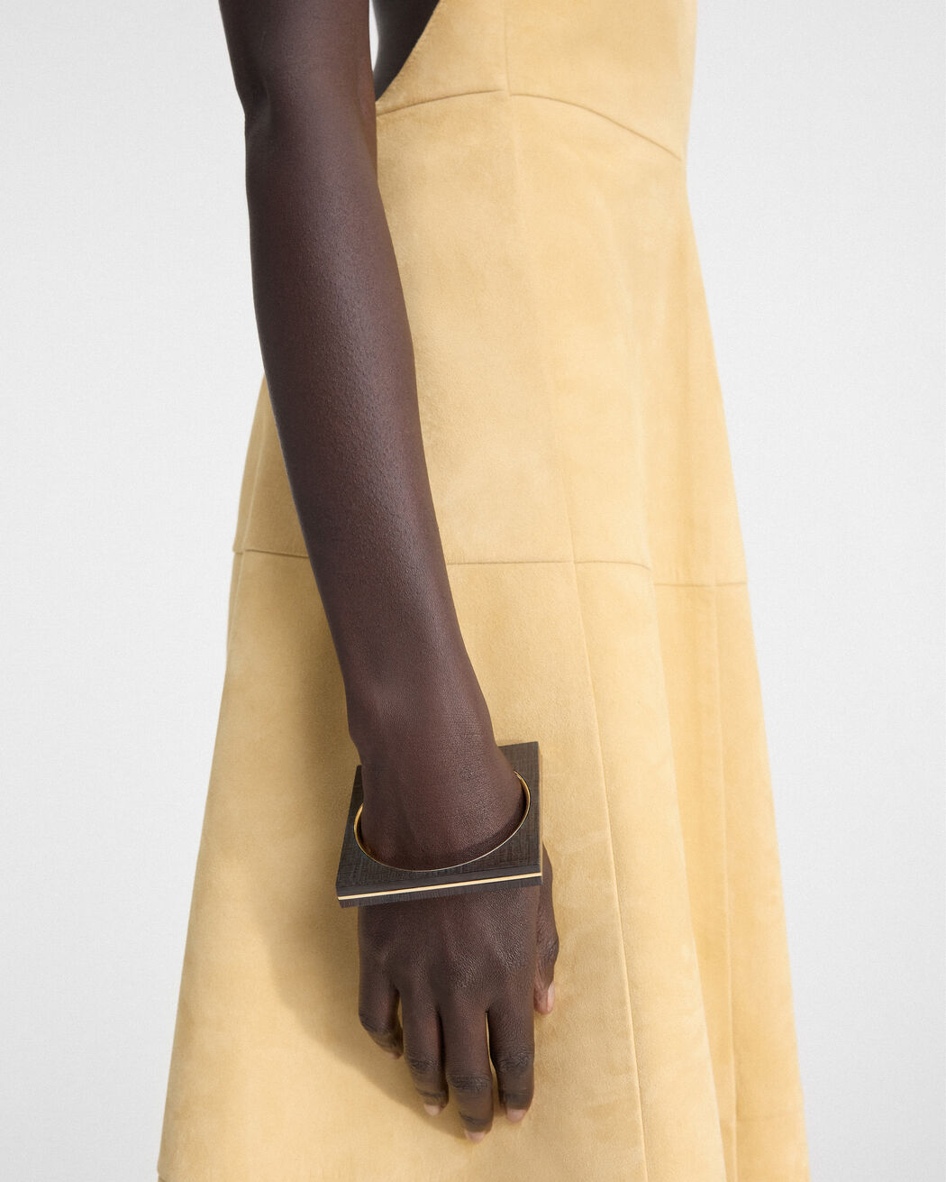 سوار Le Bracelet Carre jacquemus سوار le bracelet carre