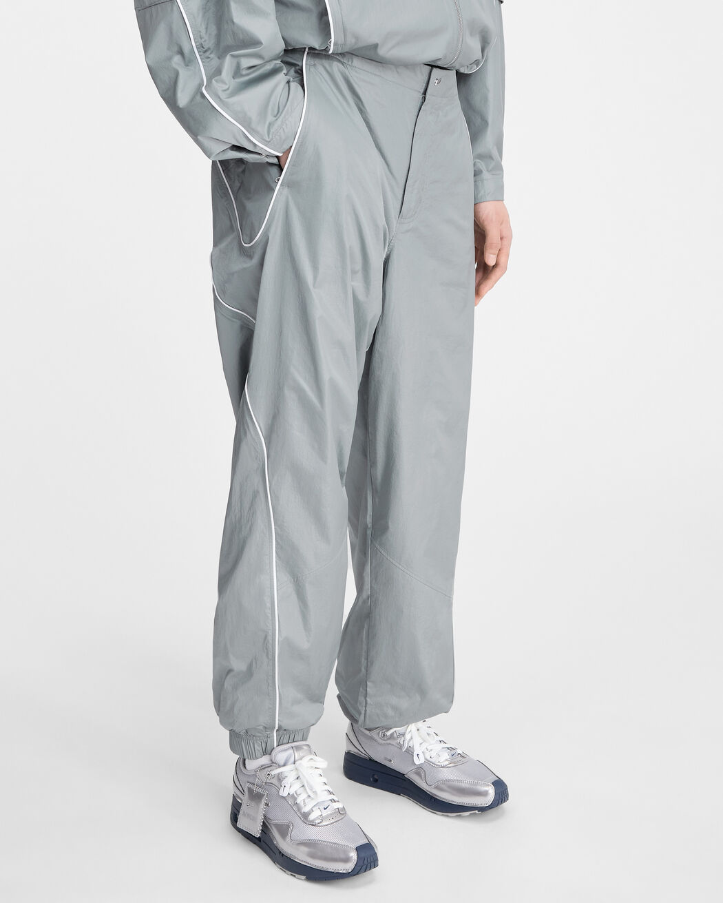 The JACQUEMUS+NIKE track pants the jacquemus nike track pants