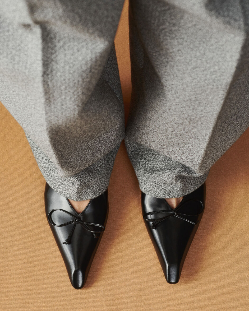 The low Cubisto slingbacks
jacquemus the low cubisto slingbacks