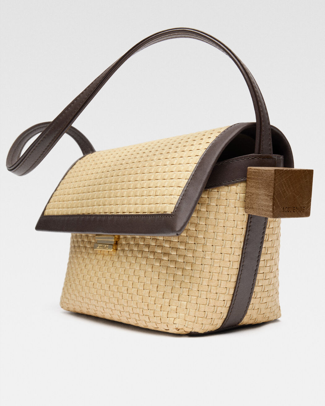 The Rond Carré jacquemus the rond carr