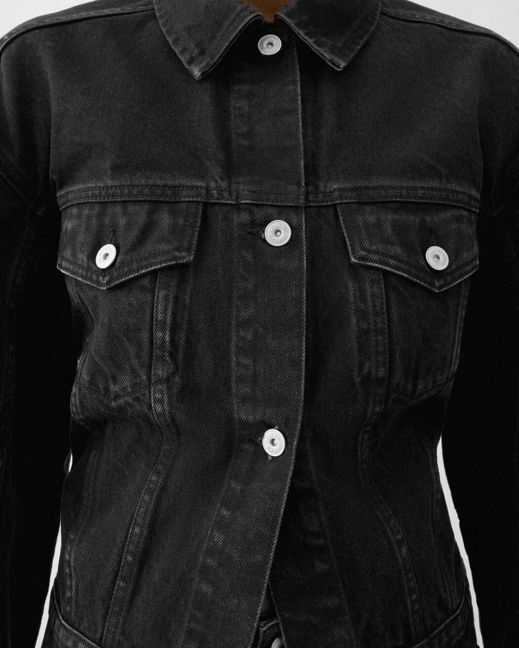 The denim de-Nîmes jacket jacquemus the denim de n mes jacket
