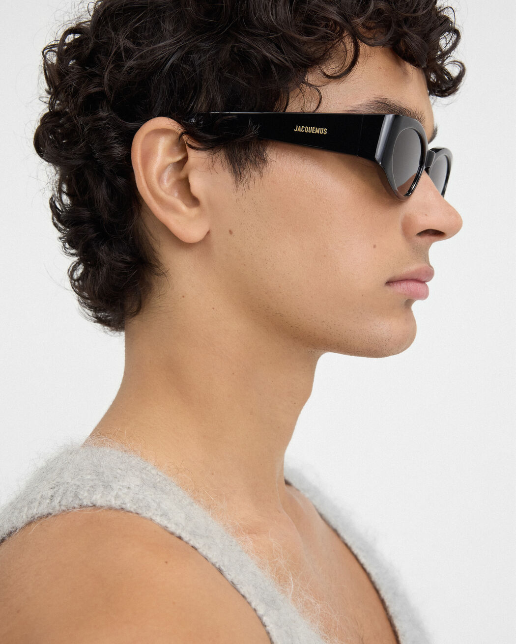 The Ovalo sunglasses jacquemus the ovalo sunglasses