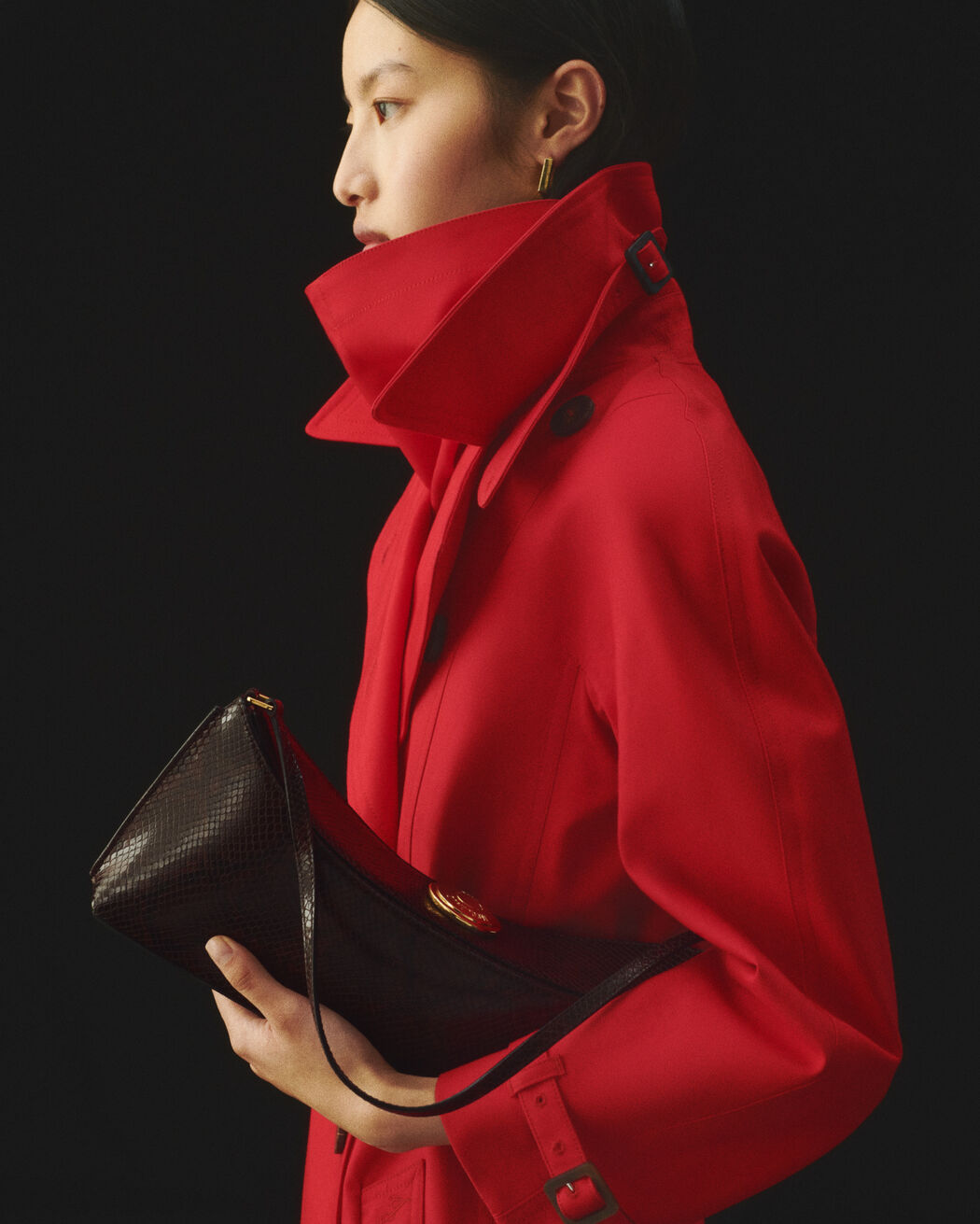 The Ovalo clutch jacquemus the ovalo clutch