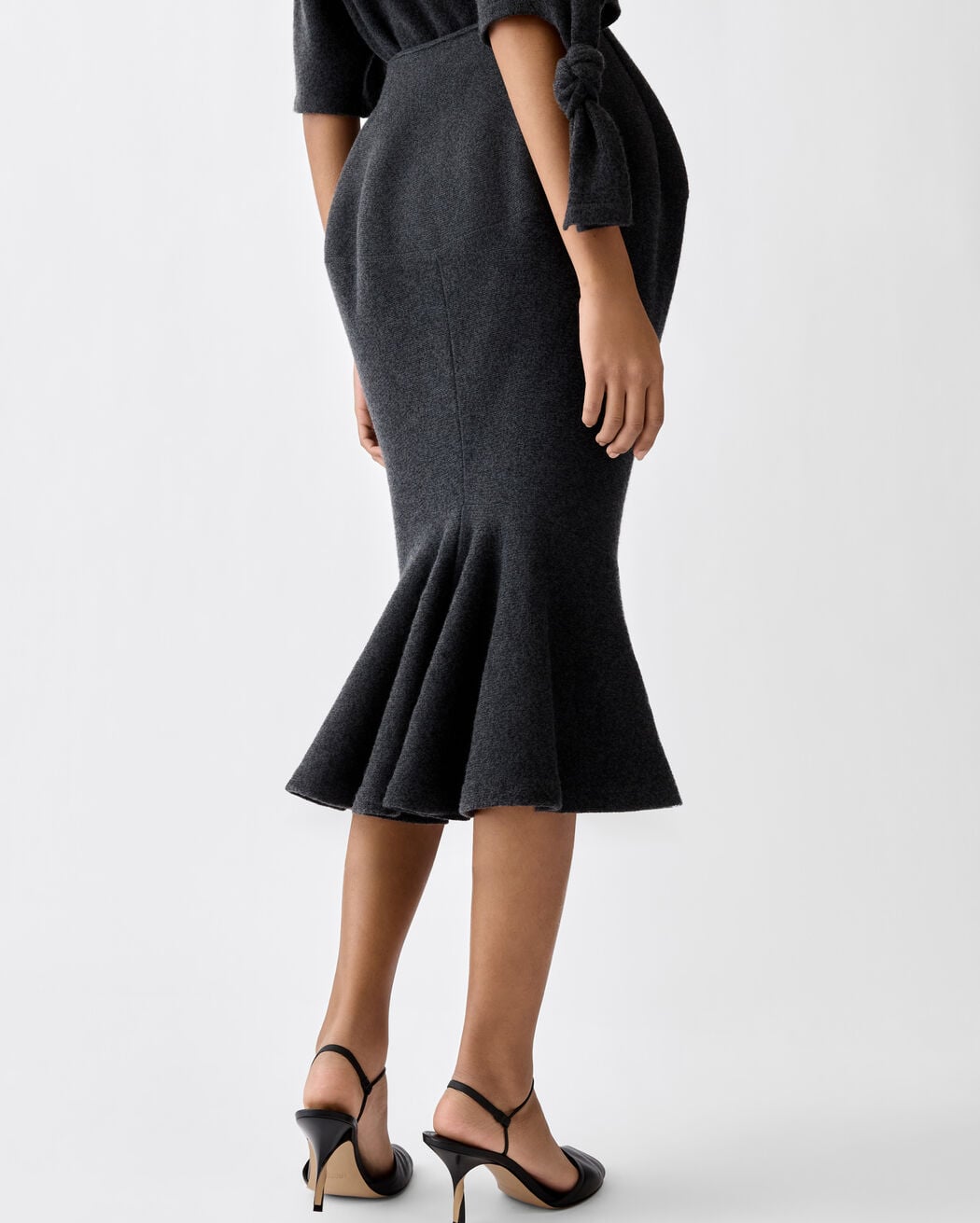 The Fiocco skirt jacquemus the fiocco skirt