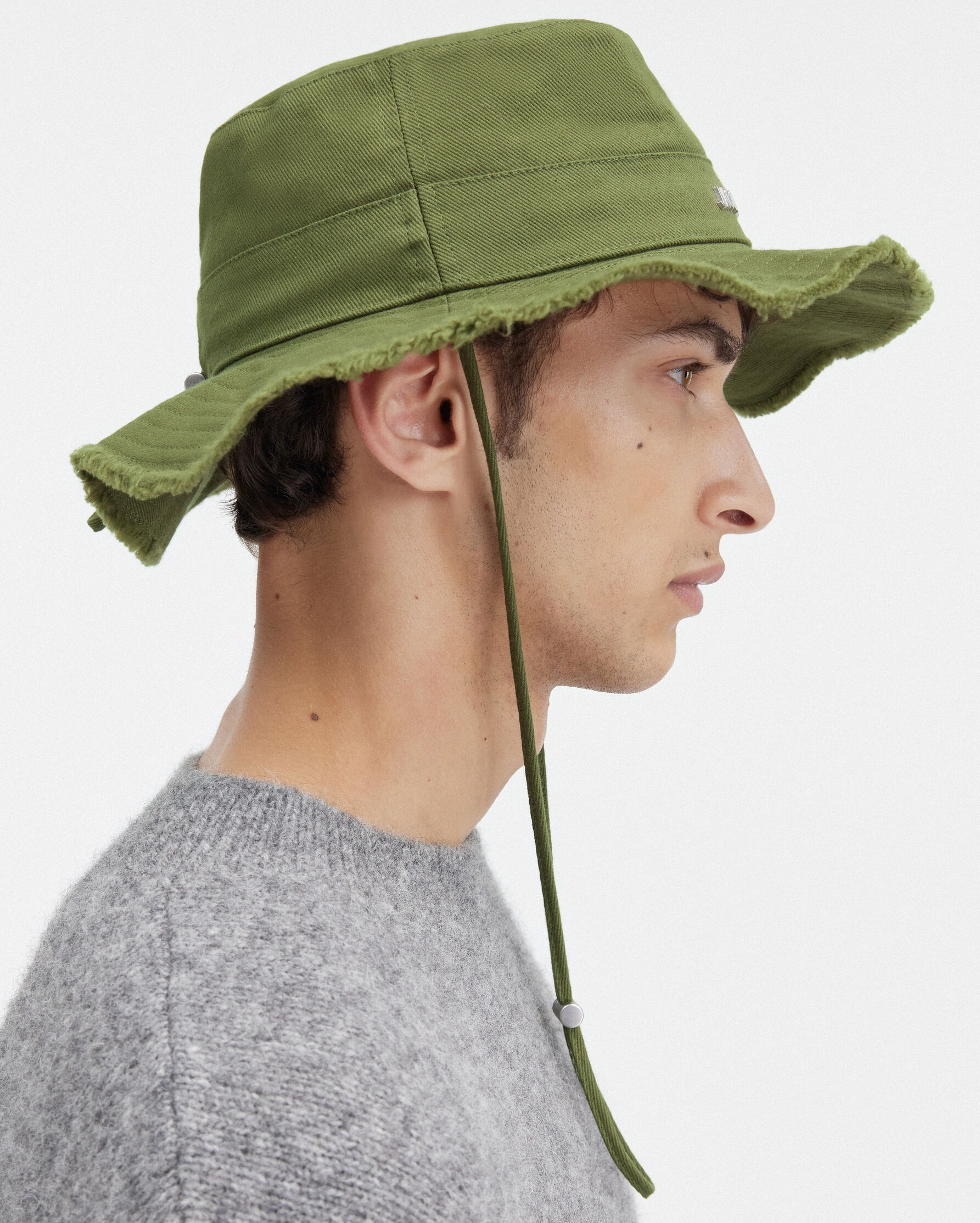 Jacquemus Unisex Artichaut Bucket Hat Turquoise One Size Frayed Expedition The Artichaut bucket hat, Blue | JACQUEMUS UAE main image 2
