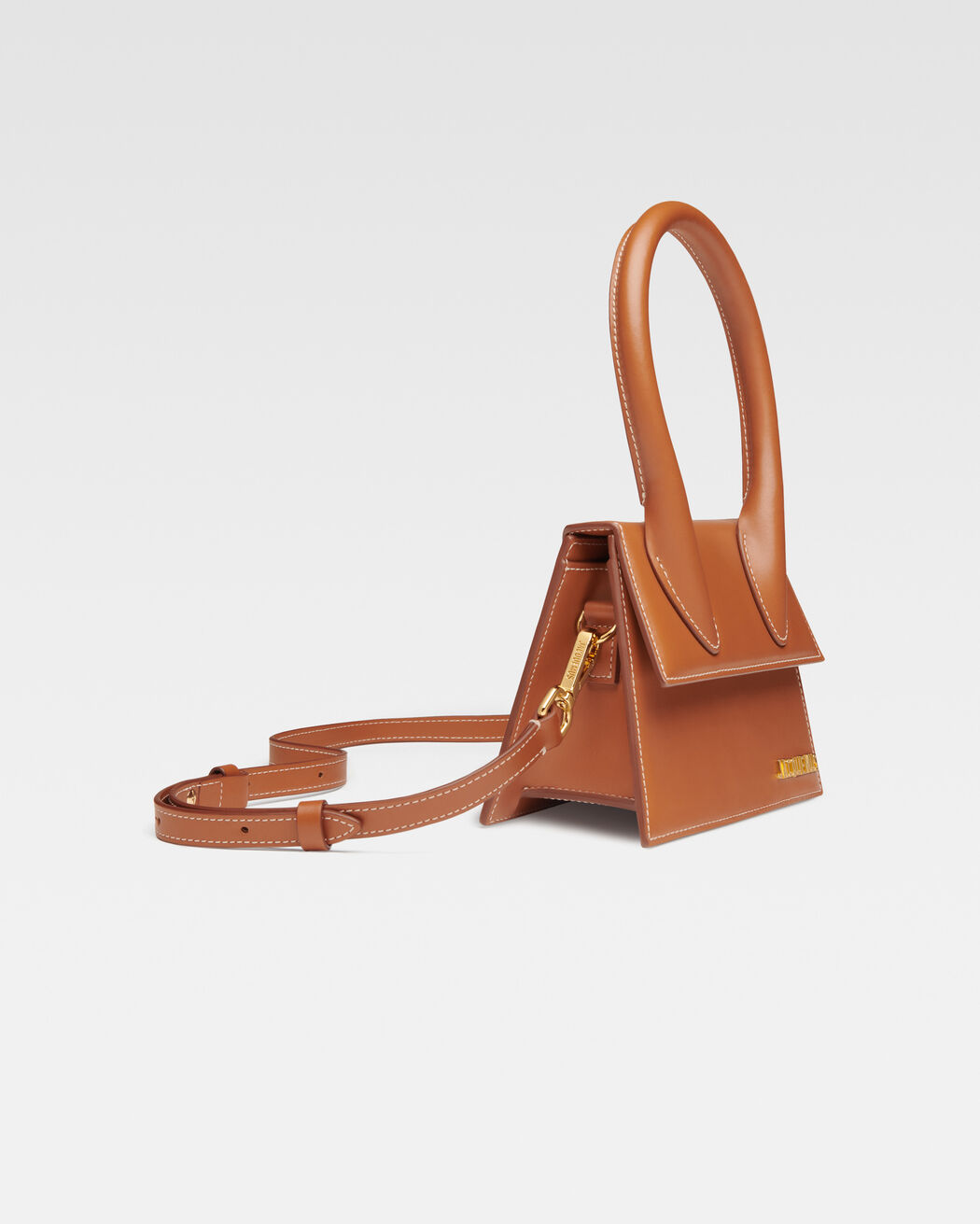 The medium Chiquito jacquemus the medium chiquito