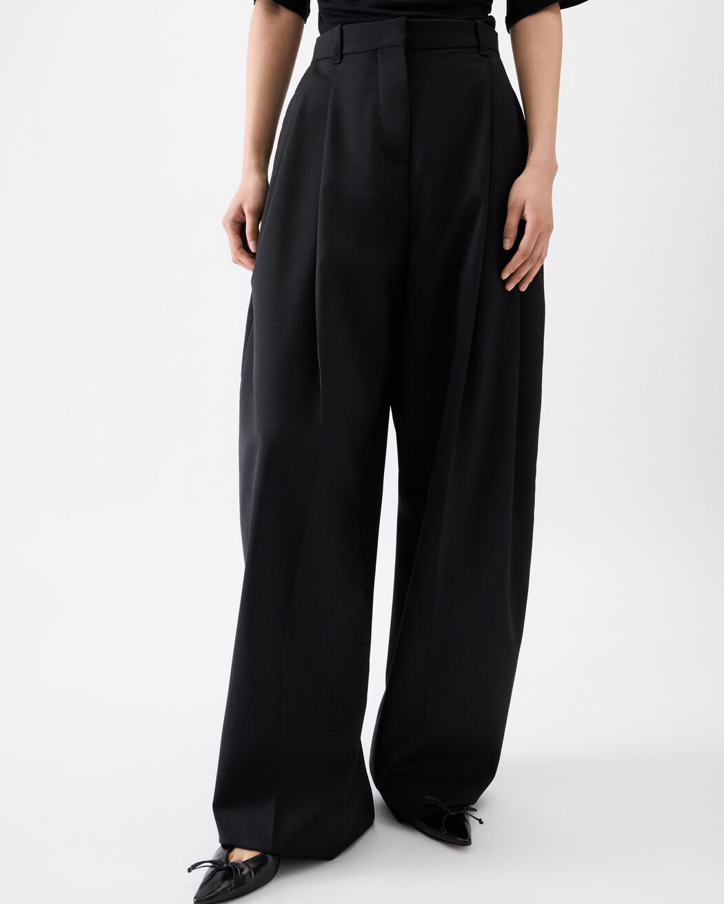 The Man's pants
jacquemus the man s pants
