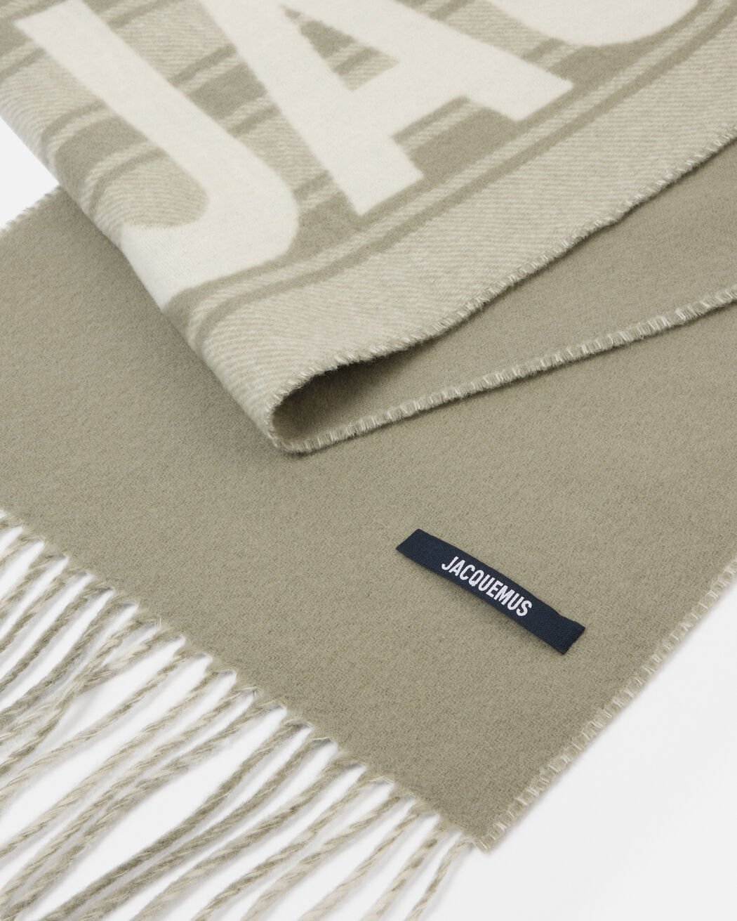 L Echarpe Jacquemus l echarpe jacquemus