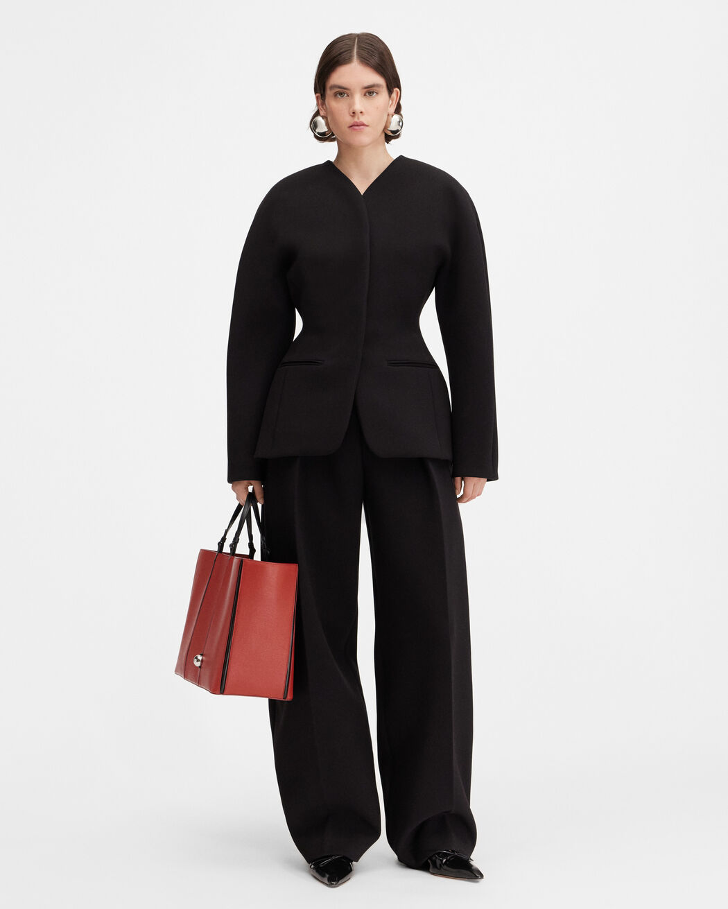 جاكيت The Ovalo jacquemus جاكيت the ovalo