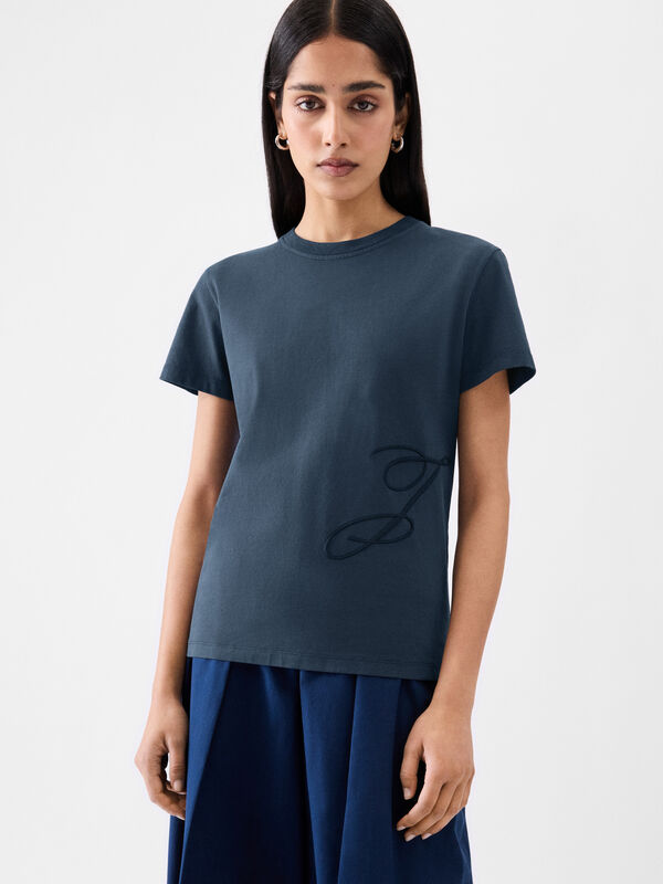 The J t-shirt jacquemus the j t shirt