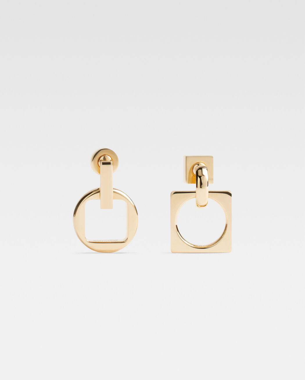أقراط Les Pendantes Rond Carré jacquemus أقراط les pendantes rond carr