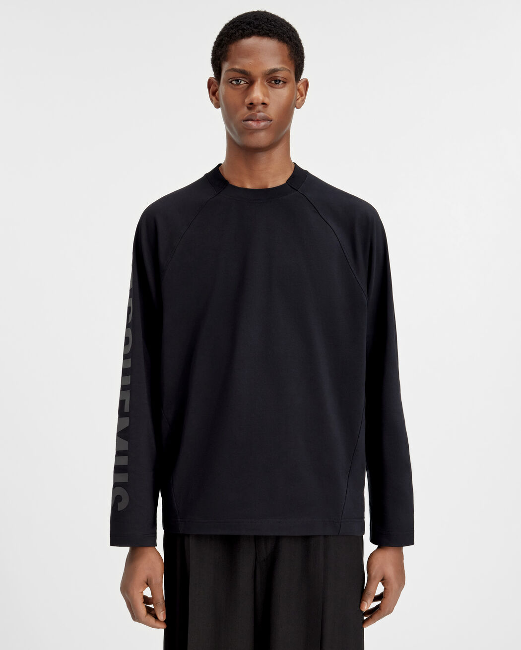 The Typo long-sleeve t-shirt jacquemus the typo long sleeve t shirt
