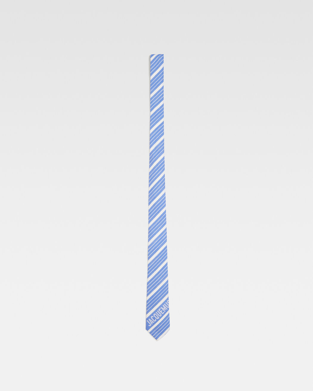 ربطة عنق La Cravate jacquemus ربطة عنق la cravate