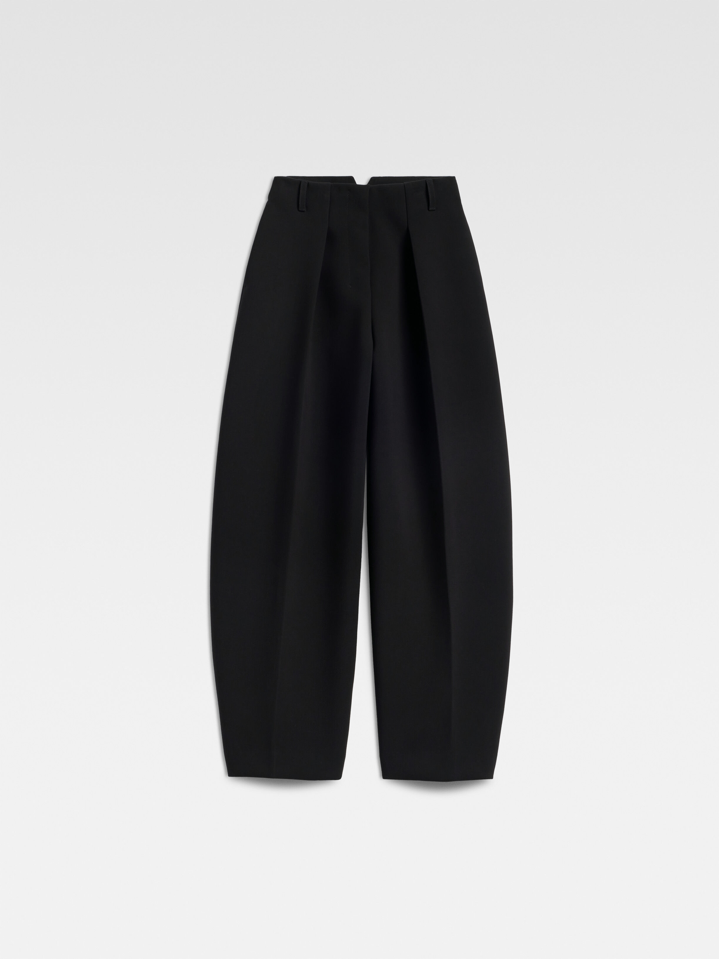Shop Trousers & Shorts | Jacquemus UAE Official Website
