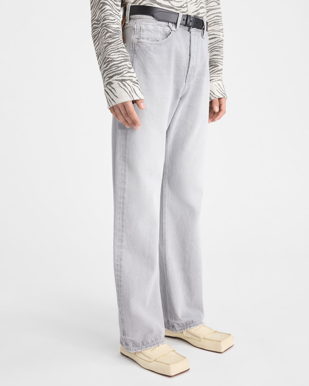 بنطال Le De Nîmes Droit jacquemus بنطال le de n mes droit