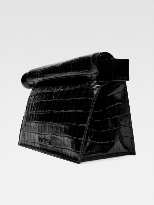 The Rond Carré clutch jacquemus the rond carr clutch
