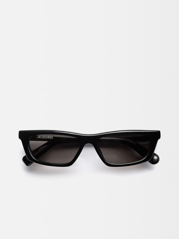 The Trapezi sunglasses
jacquemus the trapezi sunglasses