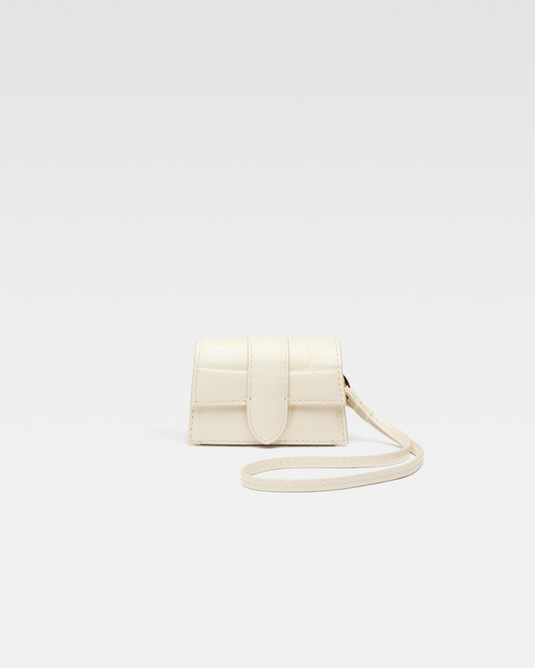 علبة سماعات Le Porte Bambino jacquemus علبة سماعات le porte bambino
