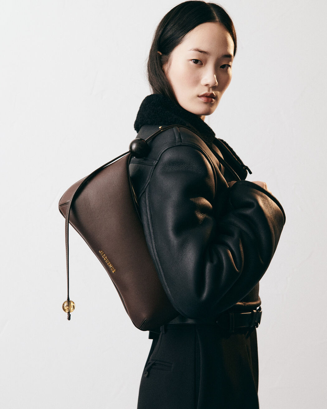 The large Bisou Perle jacquemus the large bisou perle