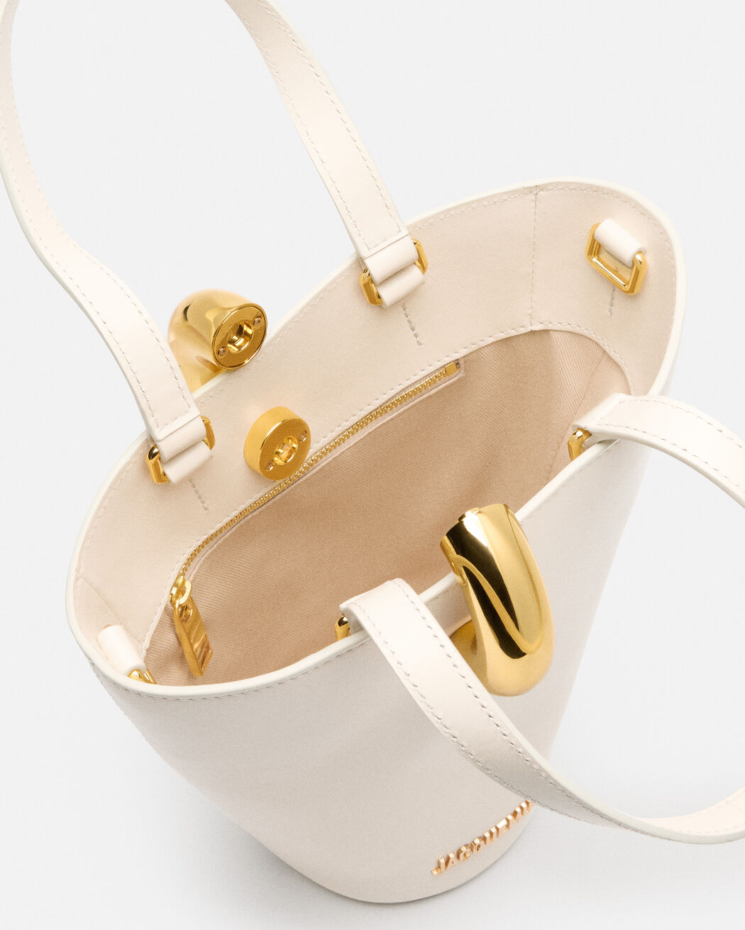 The small Bambola jacquemus the small bambola