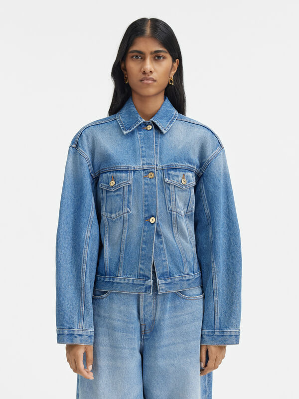 The denim de-Nîmes jacket jacquemus the denim de n mes jacket