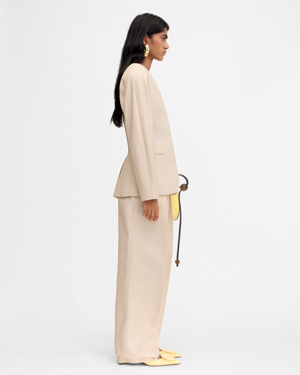 The Ovalo jacket jacquemus the ovalo jacket