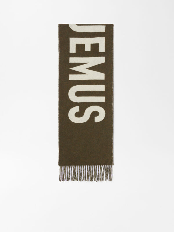 The Jacquemus scarf وشاح the jacquemus
