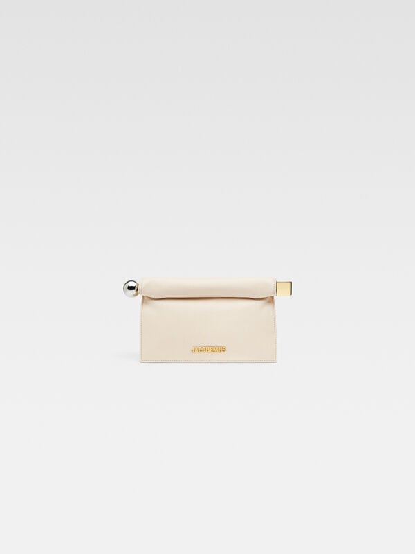 The small Rond Carré clutch jacquemus حقيبة la petite pochette rond carr
