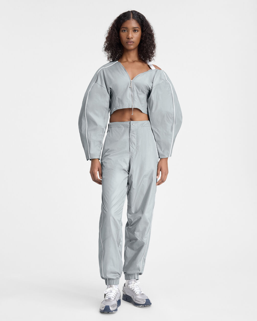 The JACQUEMUS+NIKE track pants the jacquemus nike track pants