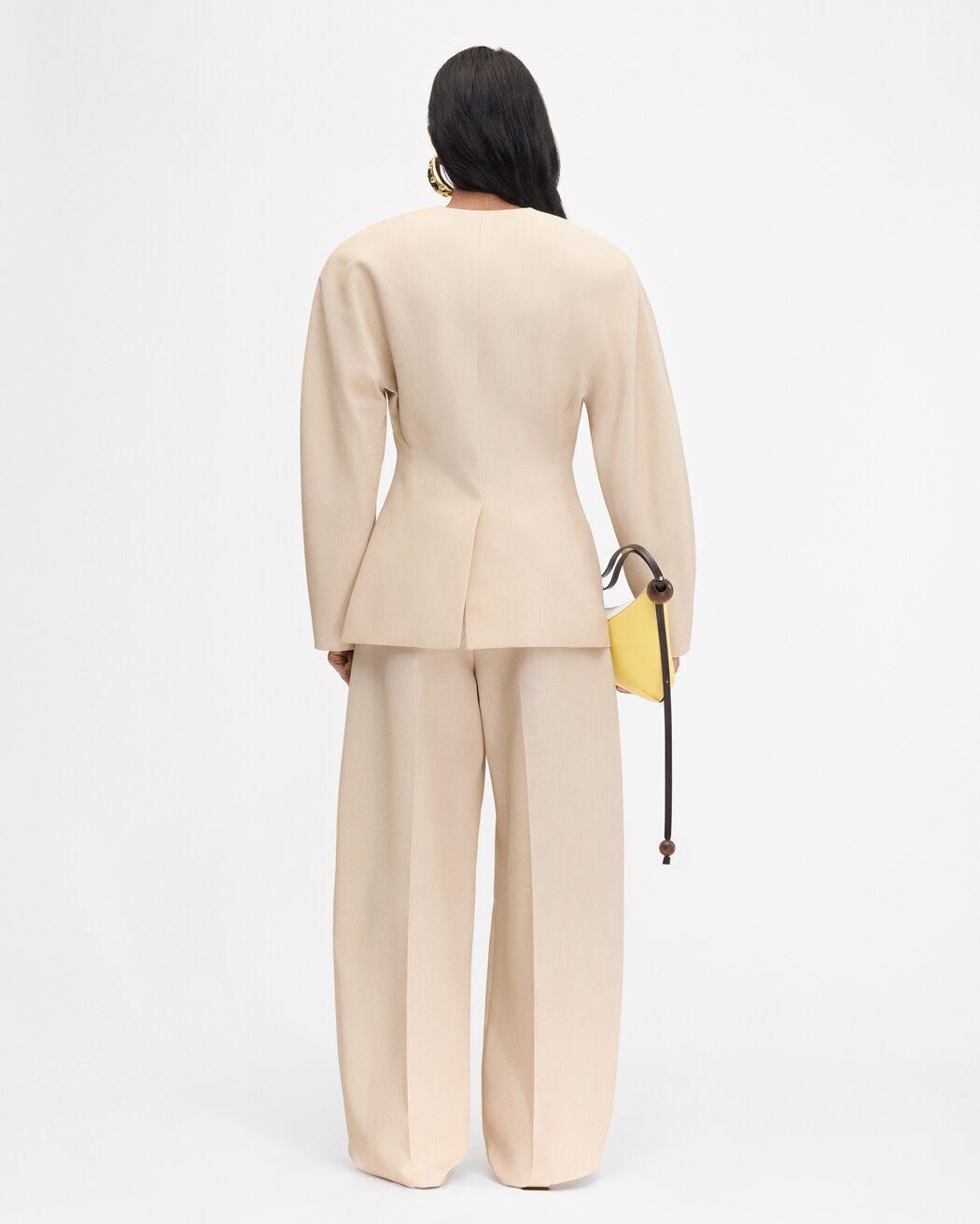 The Ovalo jacket jacquemus the ovalo jacket