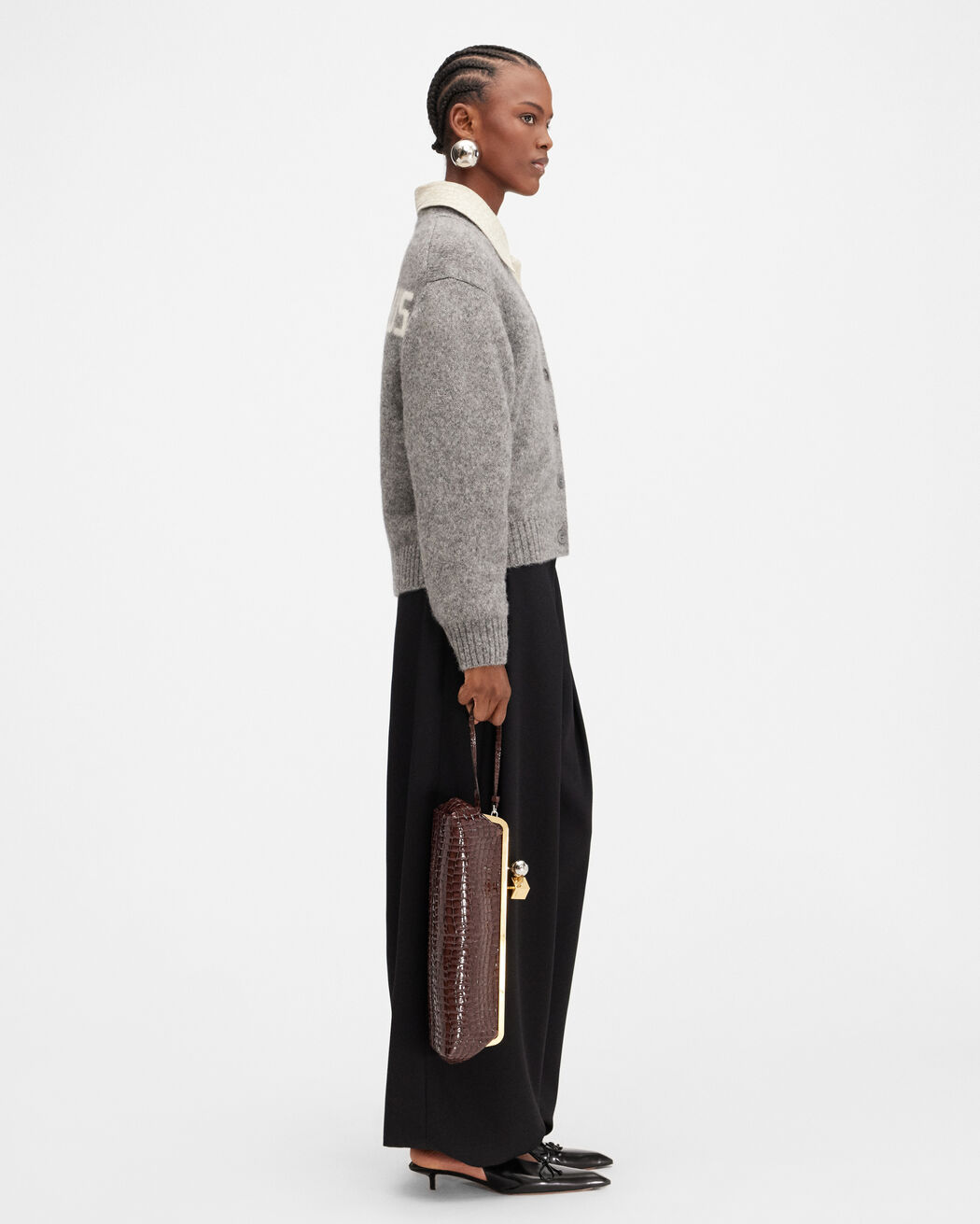 The Jacquemus cardigan the jacquemus cardigan